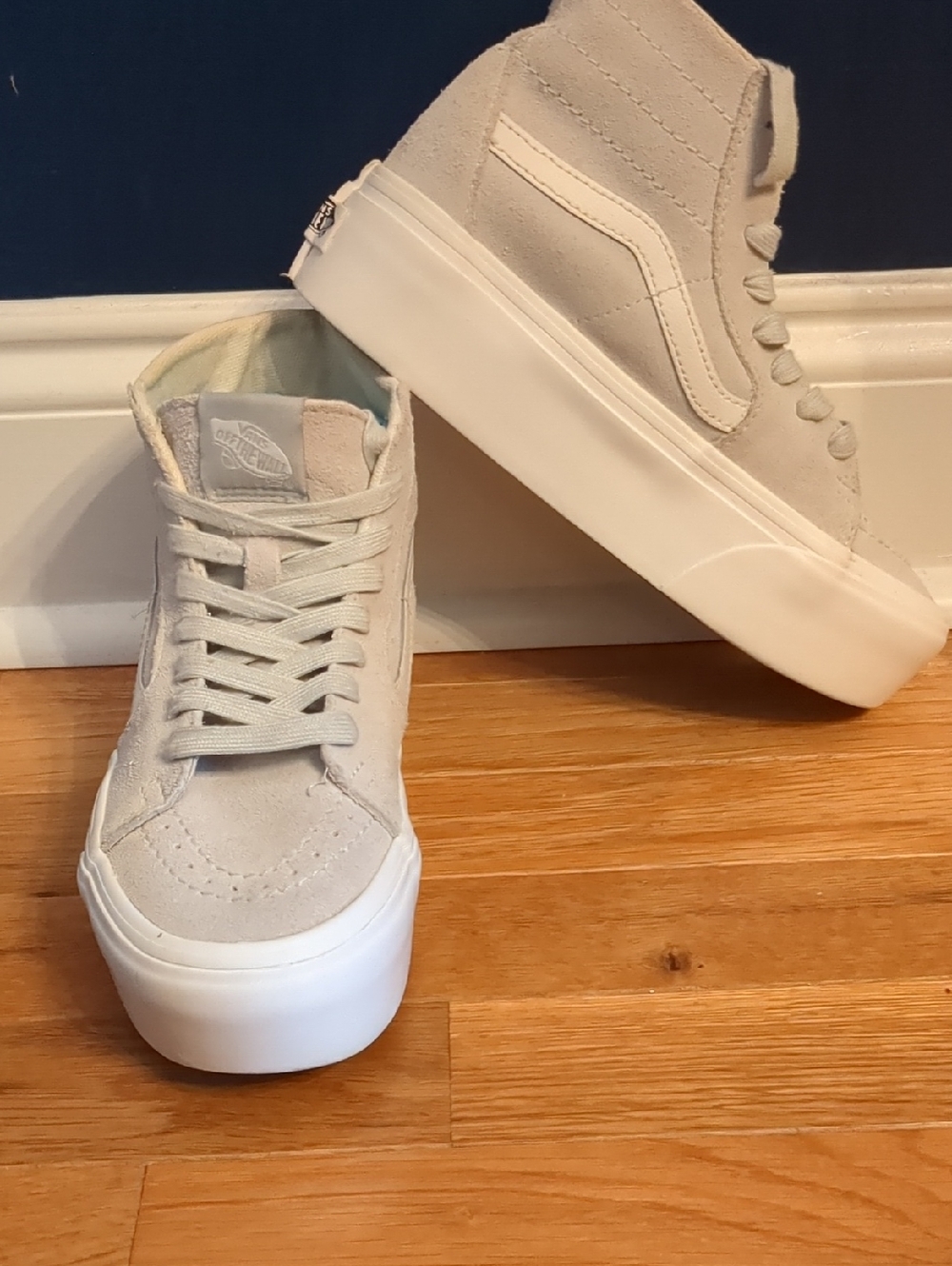 Vans Women's Sk8-Hi Platform Suede Sneakers - Beige